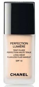   Chanel Teint Perfection Lumiere Fluid 22