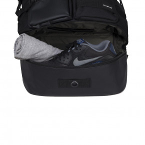  Crumpler Mighty Geek Backpack Black (MGBP-001) 4