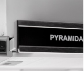  Pyramida TL 50 Inox Full Glass Black 5