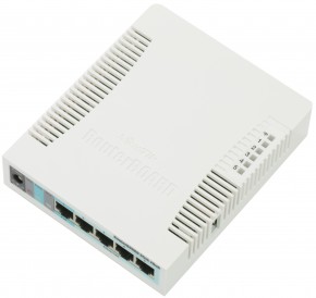  MikroTik RB951Ui-2HND 3