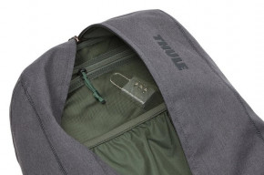  Thule Vea 17L Black (TVIP115K) 10